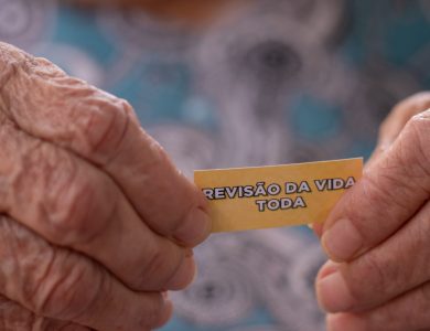 Revisão da Vida Toda: Votos Contrários e Implicações para Aposentados