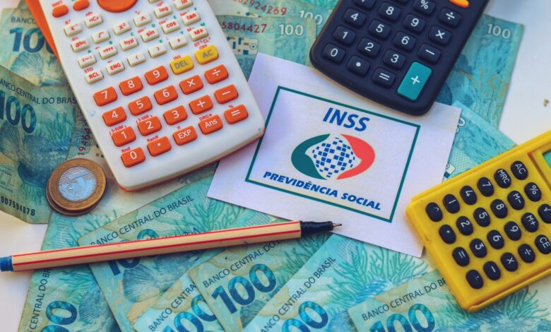 INSS oferece bônus de até R$ 17 mil para acelerar análise de benefícios